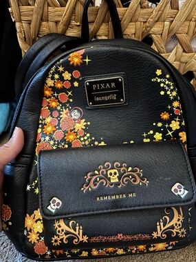 Loungefly Black Floral "Remember Me" Mini Backpack - Pixar
